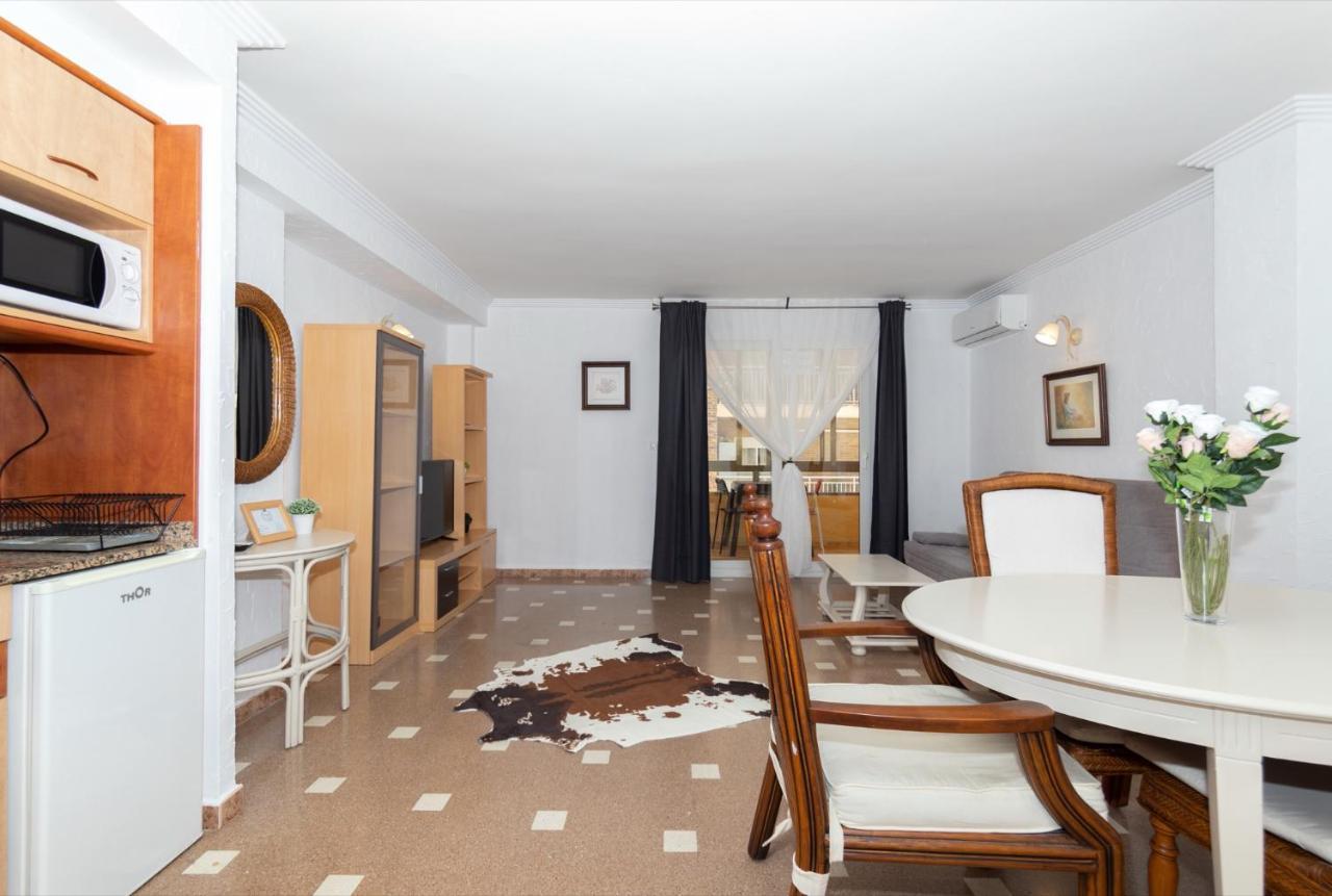 Unique Apartahotel 4-1 Torrevieja Esterno foto